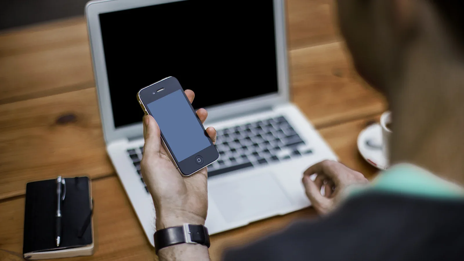 How to Add an AI Chatbot to Your Website (That Knows Your Business)